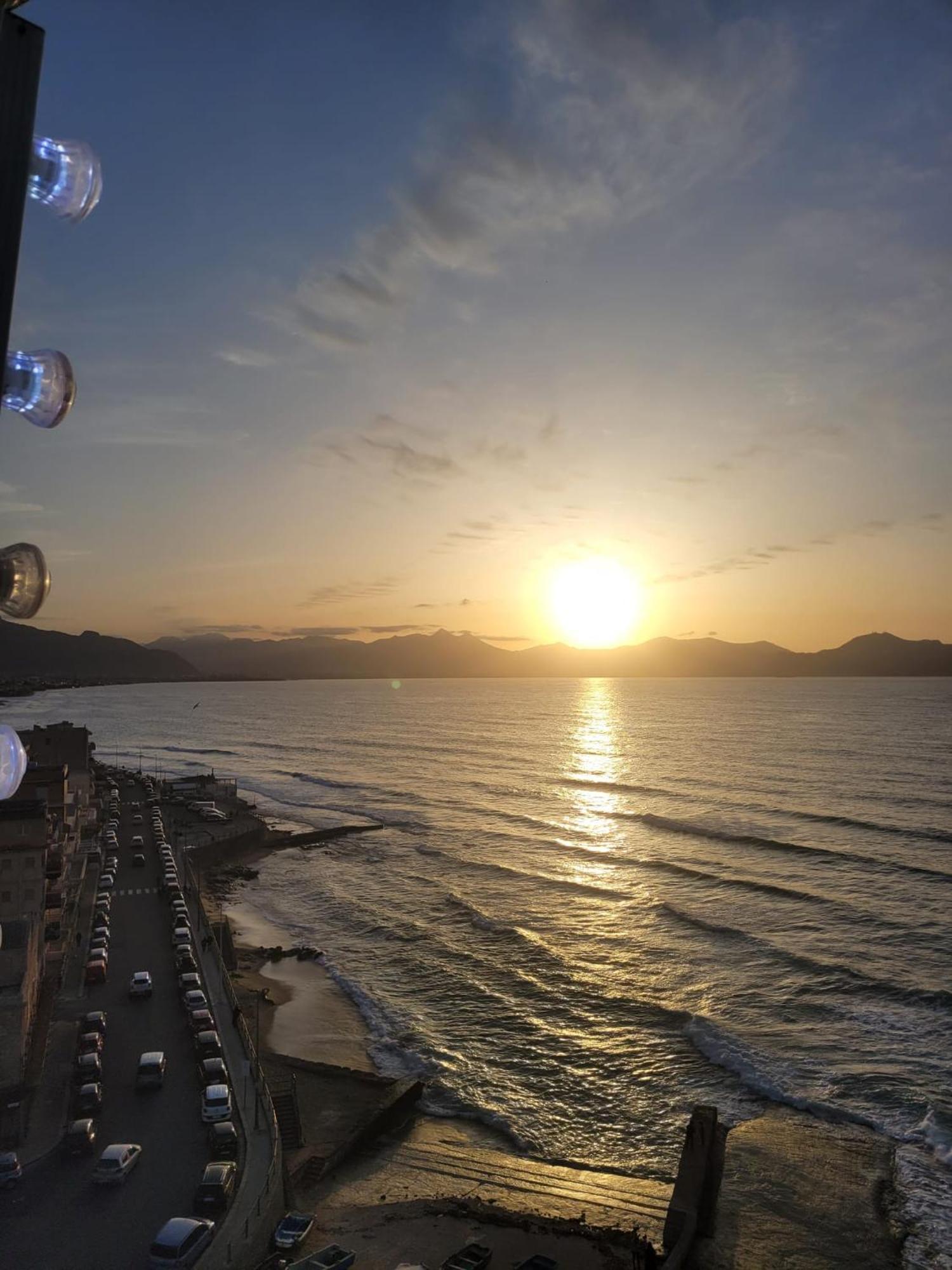 Sea Room Aspra B&B バゲリーア エクステリア 写真