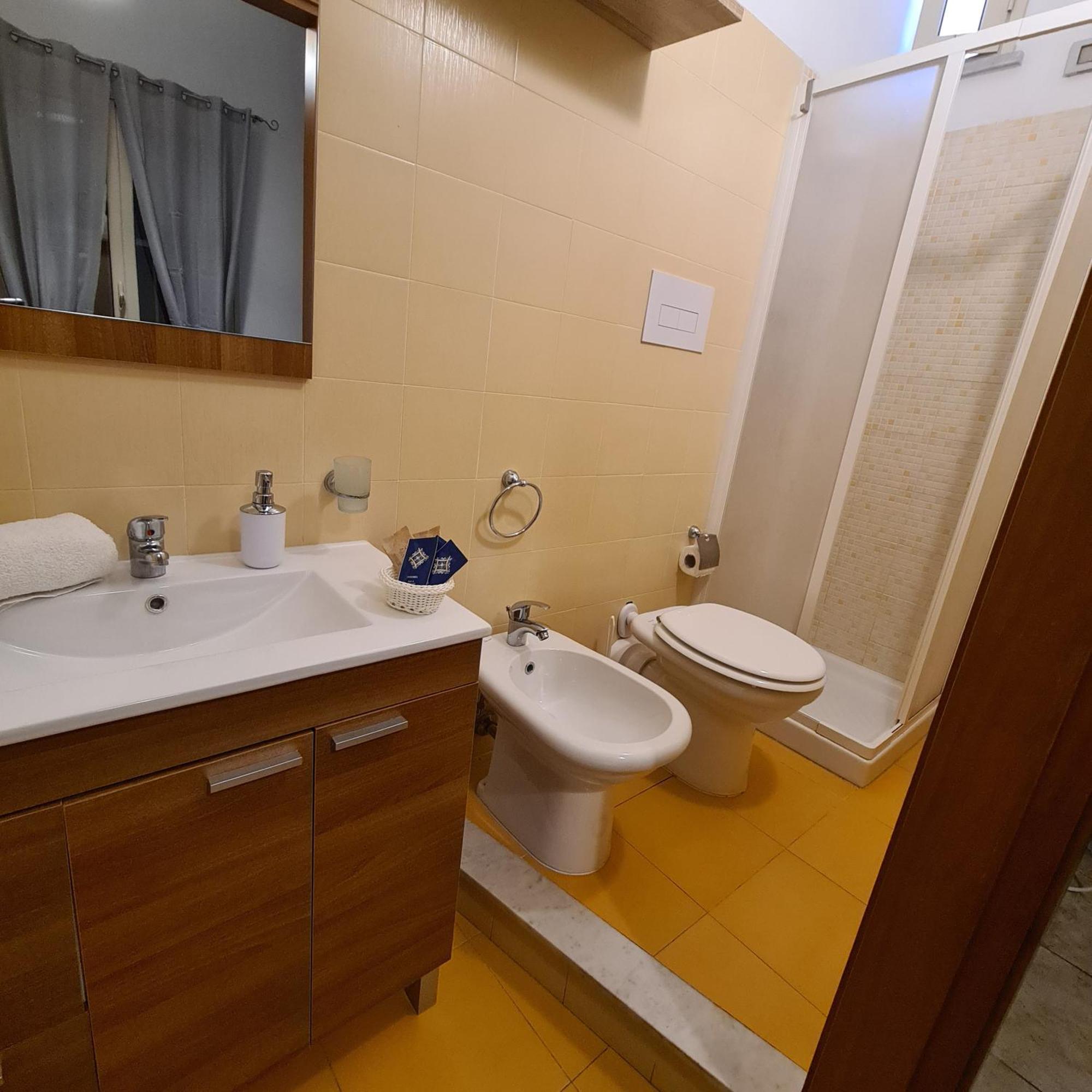 Sea Room Aspra B&B バゲリーア エクステリア 写真