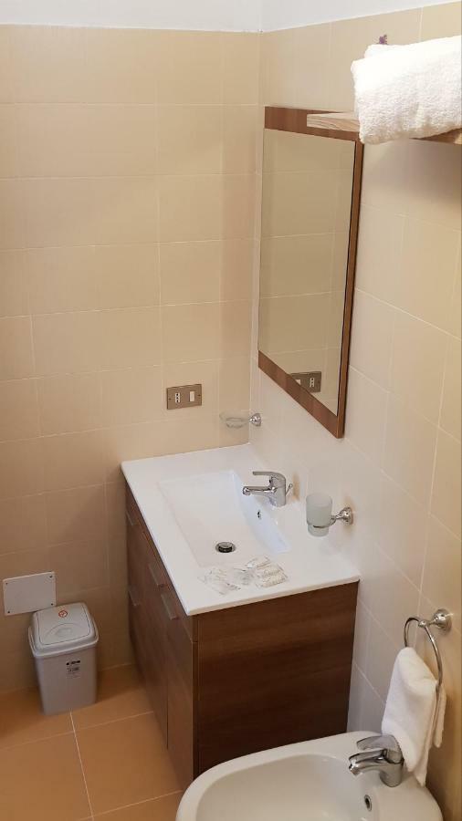 Sea Room Aspra B&B バゲリーア エクステリア 写真
